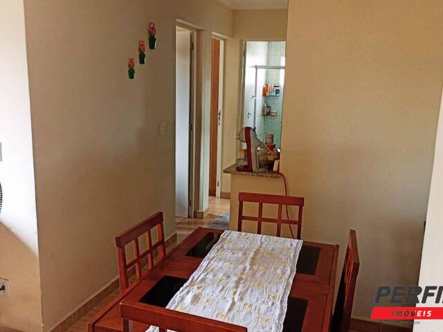 #11 - Apartamento para Venda em Carapicuíba - SP - 2