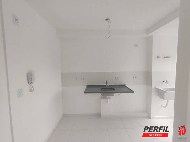 Apartamento para Venda em Carapicuíba - 4